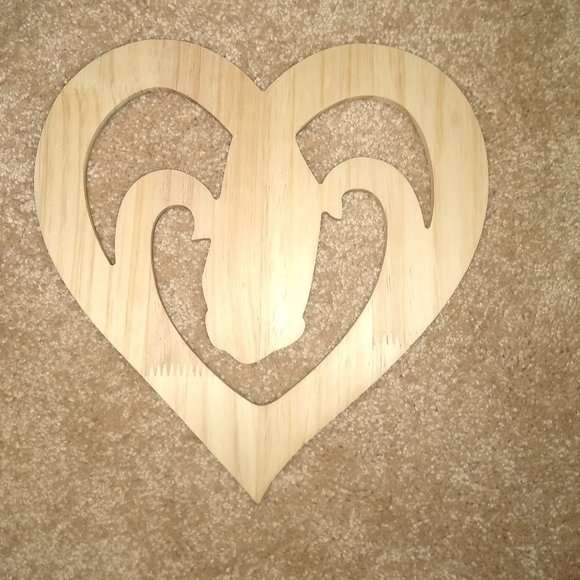 SALE Wall decor- heart with holding hands - Picture 2 of 5